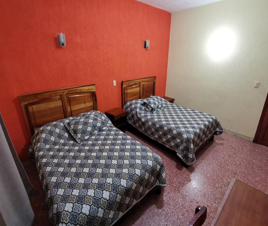 Capital O Hotel Hidalgo Paraiso Exterior photo